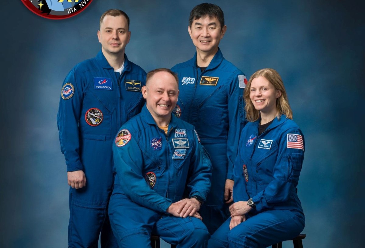 Το Πλήρωμα-11 της NASA. Από  αριστερά: Όλεγκ Πλατόνοφ, Μάικ Φίνκε, Κιμίγια Γιούι, Ζίνα Κάρντμαν (NASA)