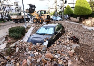 Γλυφάδα: Με τον φόβο της βροχής ζουν οι κάτοικοι – «Δεν έχω δει ξανά κάτι τέτοιο»