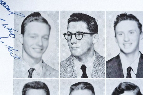 «Γιατί έγινα διπλός κατάσκοπος; Για τα λεφτά» – Ο ολέθριος, λουσμένος στη βότκα, προδότης της CIA Όλντριτς Έιμς στους NYT