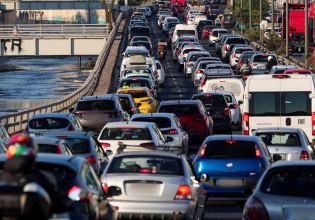 Αθήνα: «Ασφυξία» στους δρόμους – Ο «δείκτης μποτιλιαρίσματος» σε 500 πόλεις