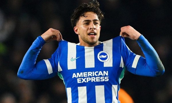 «Air» Κωστούλας: Πόσο ψηλά έφτασε στο απίθανο «ψαλιδάκι» κόντρα στην Μπόρνμουθ (vids)