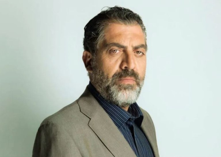 Κούλλης Νικολάου: Αποχαιρετά τον αδερφό του που έφυγε από τη ζωή