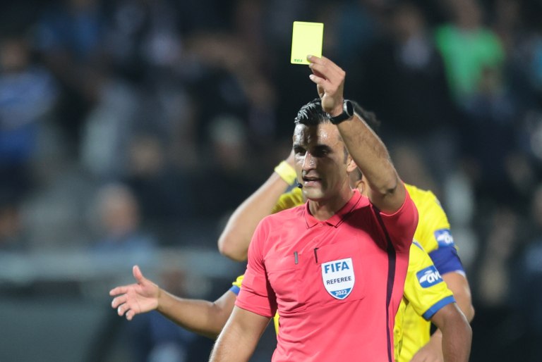 Τα σκληρά μαθήματα της Premier League στον Λανουά και στους Έλληνες διαιτητές