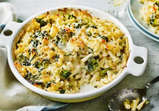 Συνταγή: Ζυμαρικά φούρνου με μπρόκολο