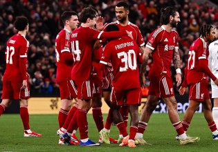 Λίβερπουλ – Μπάρνσλεϊ 4-1: Εύκολη πρόκριση για τους «Reds» και τώρα Μπράιτον! – Τα ζευγάρια στους «32»