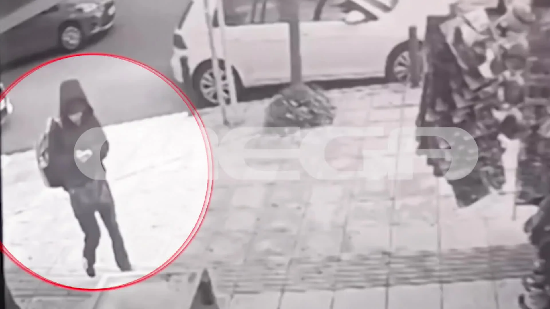 Αγωνία για την 16χρονη Λόρα – Βίντεο ντοκουμέντο από την άφιξή της στην Αθήνα