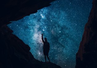 Άκρως Ζωδιακό: Τα Do’s και Don’ts στα ζώδια σήμερα [Τρίτη 13.01.2026]