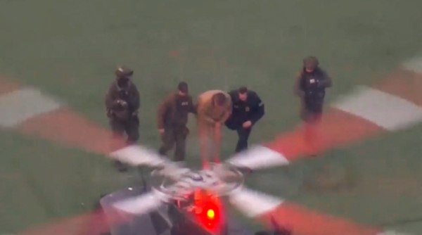 Μαδούρο: Μεταφέρεται στο δικαστήριο της Νέας Υόρκης