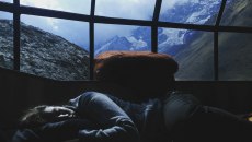 Σηκώνεσαι κι ακόμα είναι σκοτάδι; Πως θα κάνεις το πρωινό ξύπνημα πιο εύκολο