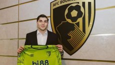 Ανακοινώθηκε από τη Μπόρνμουθ ο Μανδάς (vids)