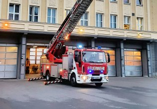 Βερολίνο: Χωρίς ρεύμα χιλιάδες νοικοκυριά λόγω φωτιάς σε μονάδα ηλεκτροπαραγωγής – Εξετάζεται ο εμπρησμός