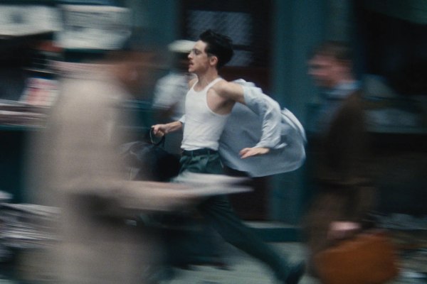 Τον δείχνουν σαν έναν φθηνό εγκληματία, είναι ταπεινωτικό – Η οικογένεια του Μάρτι Ράισμαν «καταδικάζει» το Marty Supreme