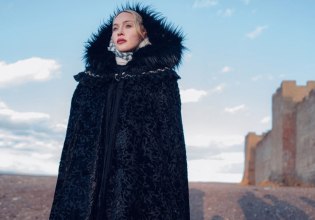 «Κρατήστε γερά!»: Η Μαντόνα στέκεται στο πλευρό του λαού του Ιράν