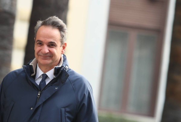 Αναβλήθηκε λόγω κακοκαιρίας η πτήση του Κ. Μητσοτάκη στη Ζυρίχη – Δεν πάει σήμερα στο Νταβός