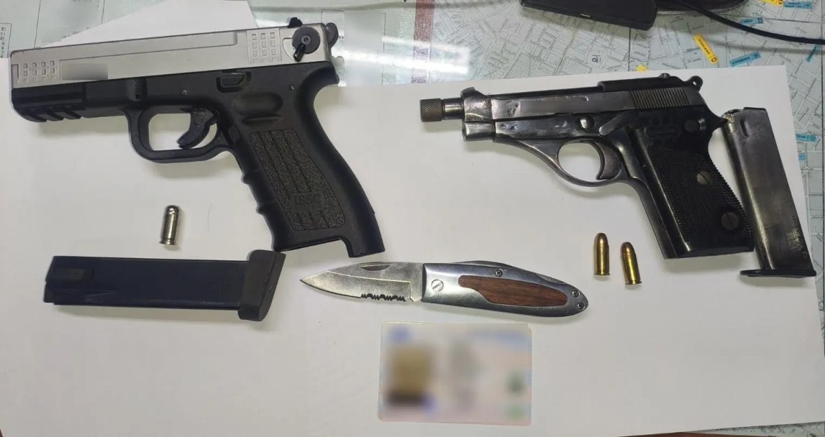 Συνελήφθη 56χρονος με όπλα και σφαίρες στο Παλαιό Φάληρο