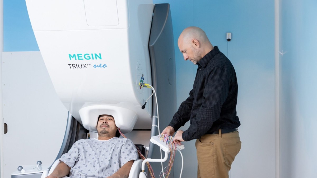 H μαγνητοεγκεφαλογραφία χρησιμοποιεί ευαίσθητα μαγνητόμετρα για να καταγράφει τα ηλεκτρικά σήματα του εγκεφάλου (Barrow Neurological Institute)