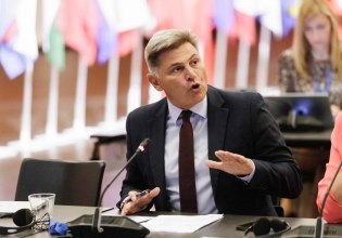 Φαραντούρης: Ταυτόσημα τα συμφέροντα Ελλάδας – Κύπρου, να προχωρήσουμε σε οριοθέτηση ΑΟΖ