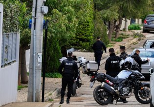 Γλυφάδα: Νεκρός άνδρας σε πορτμπαγκάζ – Συνελήφθη ο γιος του που είχε σκοτώσει τη μητέρα του το 2014