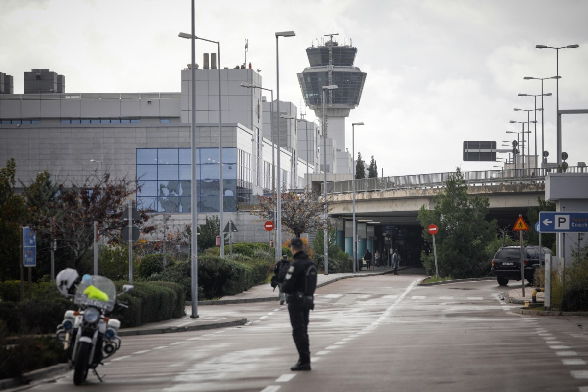 Στο συρτάρι 6 χρόνια η σύμβαση που θα απέτρεπε το μπλακ άουτ στα αεροδρόμια και ας φωνάζουν οι ελεγκτές για «αεροπορικά Τέμπη»