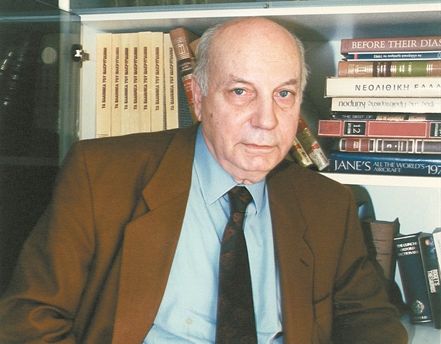 Μάριος Πλωρίτης: ΗΠΑ, οι αυτόκλητοι «σωτήρες της ανθρωπότητος»