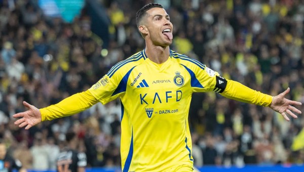 Calma, «μη μιλάς» και σφιγμένες γροθιές: Ένα βίντεο… εντελώς Κριστιάνο Ρονάλντο! (vid)