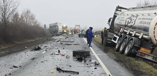 Τραγωδία στη Ρουμανία: Τι έσωσε τη ζωή των τριών τραυματιών – «Έκανε S στον δρόμο» λέει μάρτυρας του τροχαίου