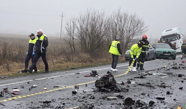 Τροχαίο στη Ρουμανία: Ταυτοποιήθηκαν οι επτά σοροί – 30 ετών ο μεγαλύτερος από τα θύματα