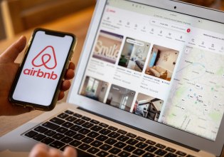 Airbnb: Επεκτείνεται το «μπλόκο» στη βραχυχρόνια μίσθωση [πίνακας]
