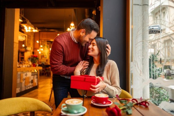 Δώρα Αγίου Βαλεντίνου για κάθε budget και κάθε χαρακτήρα