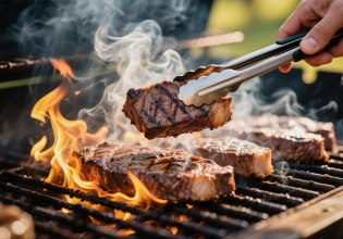 Τσικνοπέμπτη: Τα απαραίτητα αξεσουάρ για το τσίκνισμα