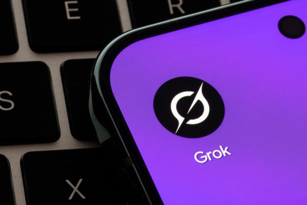 Σκάνδαλο Grok: Mετά την κατακραυγή, το Χ περιορίζει τα προκλητικά deepfake