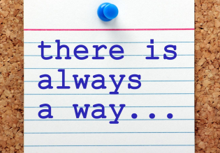 Κάποιοι θέλουν να μας πείσουν ότι μόνο η Νέα Δημοκρατία μπορεί να κυβερνήσει τη χώρα