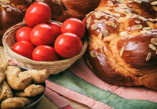 Έρχεται shrinkflation και στο πασχαλινό καλάθι