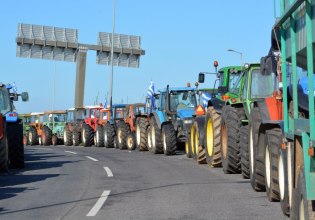 Προκλητικός ο Π. Μαρινάκης, απειλεί  τους αγρότες – Ξορκίζει τις συνελεύσεις, βλέπει κομματικά εγκάθετους στα μπλόκα