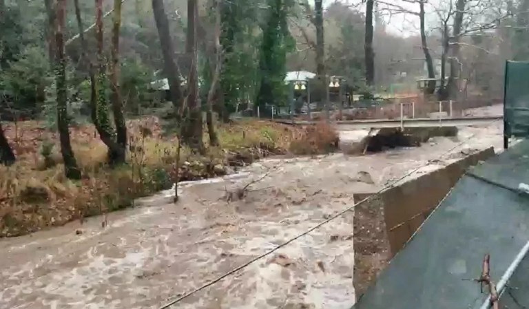 Κακοκαιρία: Σε κατάσταση έκτακτης ανάγκης ο Δήμος Σιντικής στις Σέρρες –  Απεγκλωβίστηκε ζευγάρι κτηνοτρόφων