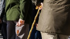 ΕΦΚΑ: Όσα αλλάζουν με την αύξηση κατά 2,4% των συντάξεων – Ποιες παροχές συμπαρασύρει