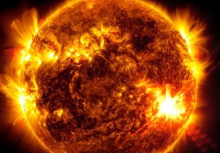 Hλιακή καταιγίδα έφερε το σέλας στον ουρανό της Ελλάδας – Εικόνες