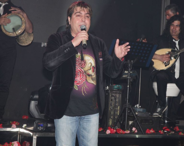 Σώτης Βολάνης: Αποχώρησε αιφνιδίως από νυχτερινό σχήμα και το ανακοίνωσε μόνο στα social