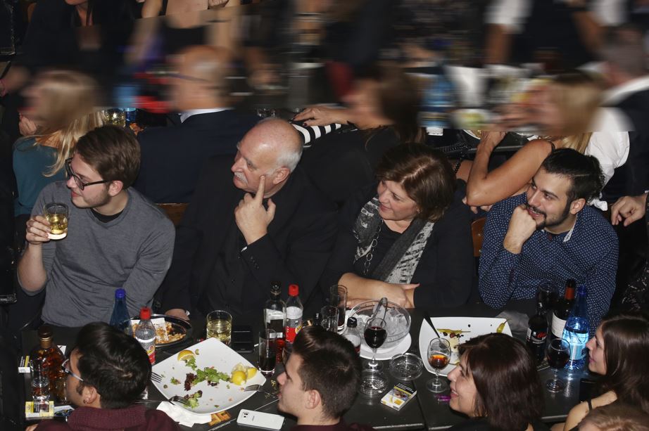 01-01-2017 Ακτή Πειραιώς.Ιάσονας Παπαδάκης-Γιώργος Παπαδάκης-Τίνα Παπαδέλη Ιάσονας Παπαδάκης-Γιώργος Παπαδάκης-Τίνα Παπαδέλη