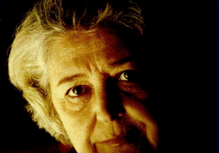 Άννα Συνοδινού: Καλύτερα παιδιά ορφανά, παρά παιδιά με ατιμασμένη μητέρα