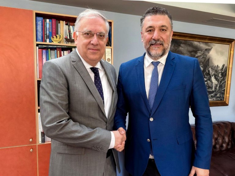 Δρομολογείται η κατασκευή υπογείου πάρκινγκ στο Φλοίσβο από τον Δήμο Παλαιού Φαλήρου