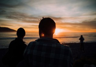 Άκρως Ζωδιακό: Τα Do’s και Don’ts στα ζώδια σήμερα [Σάββατο 03.01.2026]