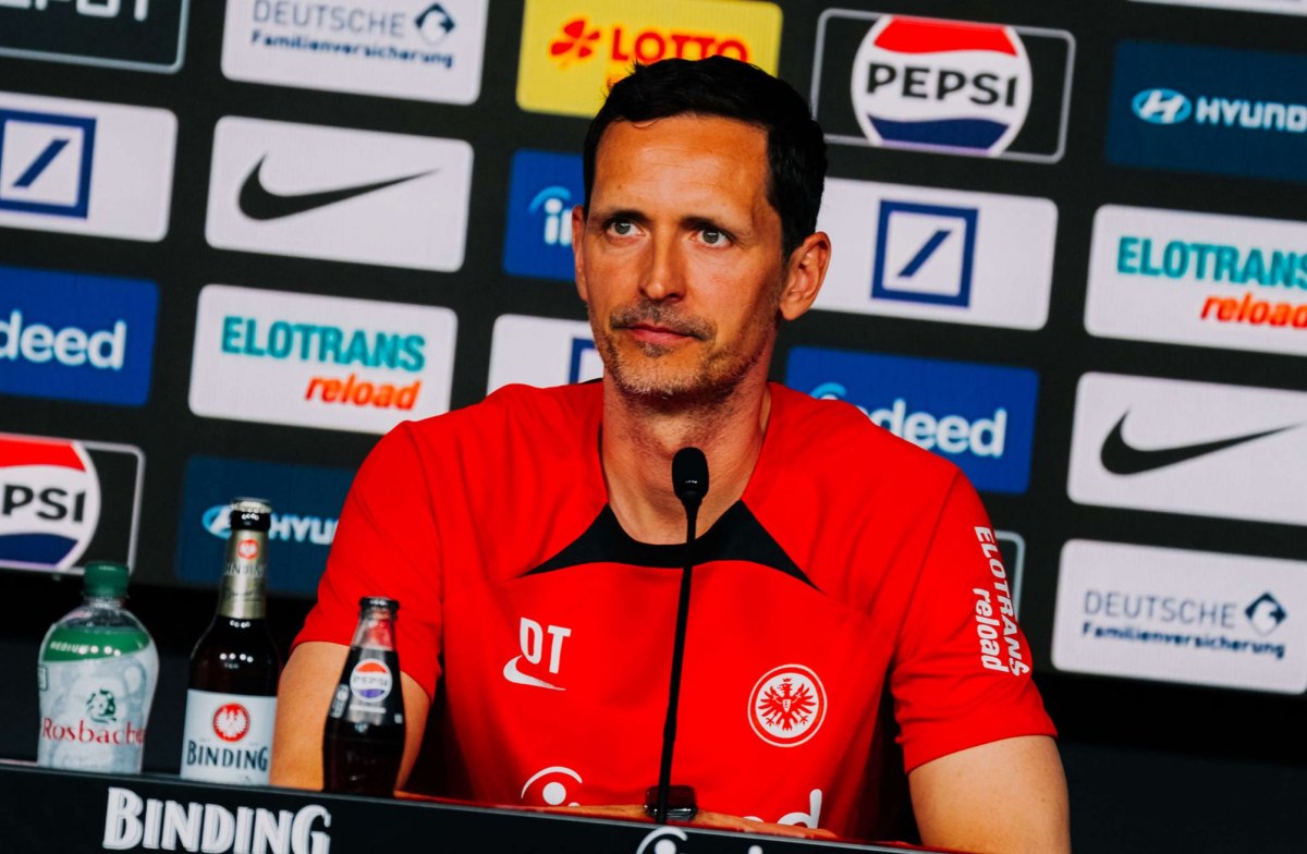 Σοκ στην Μπουντεσλίγκα: Η Άιντραχτ απολύει τον Τόπμελερ!