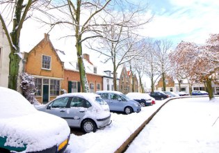 Ανεστάλησαν στην Ολλανδία όλα τα δρομολόγια των τρένων λόγω του χιονιού και του πάγου – Ακυρώθηκαν δεκάδες πτήσεις