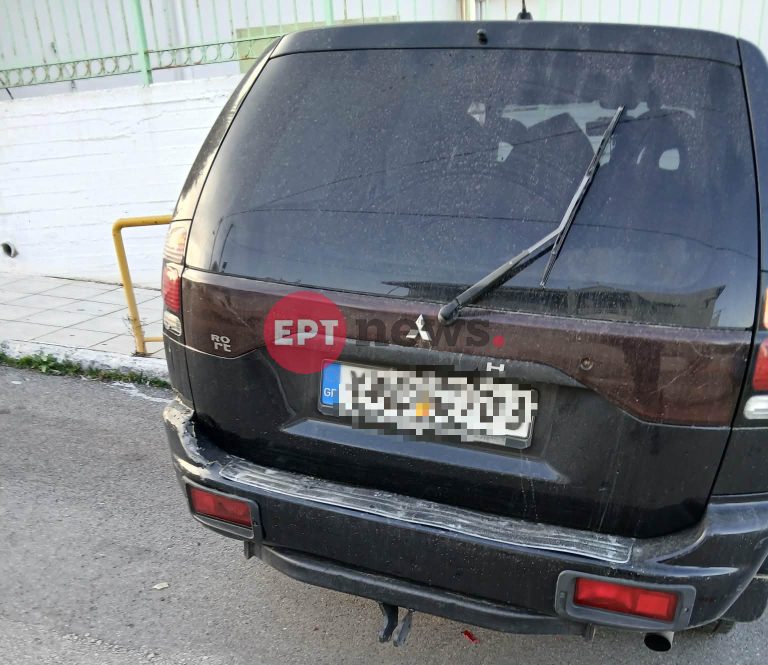 Χανιά: Μεθυσμένος οδηγός έπεσε πάνω σε αυτοκίνητα με παιδιά και γονείς έξω από δημοτικό σχολείο