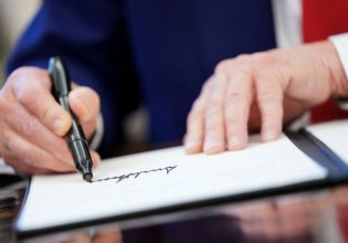 Ο Τραμπ διατάσσει με εκτελεστικό διάταγμα την αποχώρηση των ΗΠΑ από 66 διεθνείς οργανισμούς