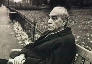 Στρατής Τσίρκας: Το κρεβάτι του Προκρούστη