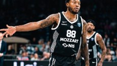 Ο Ταϊρίκ Τζόουνς έσβησε σχεδόν όλες τις φωτογραφίες του από το Instagram – Τι μπορεί να σημαίνει