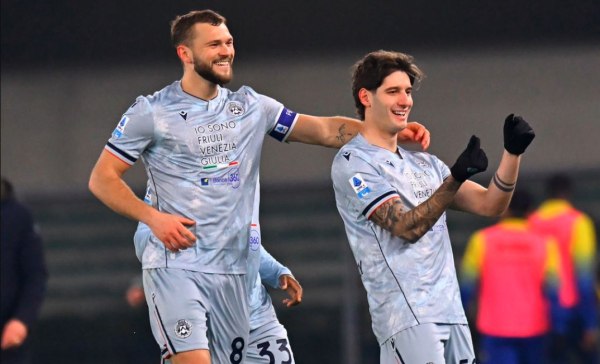 Βερόνα – Ουντινέζε 1-3: Έφυγε με το «διπλό» και την άφησε στον πάτο