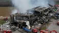 Εργοστάσιο «Βιολάντα»: Συγκλονιστικές μαρτυρίες από εργαζόμενους που σώθηκαν – «Η κόρη μου είναι σε σοκ»